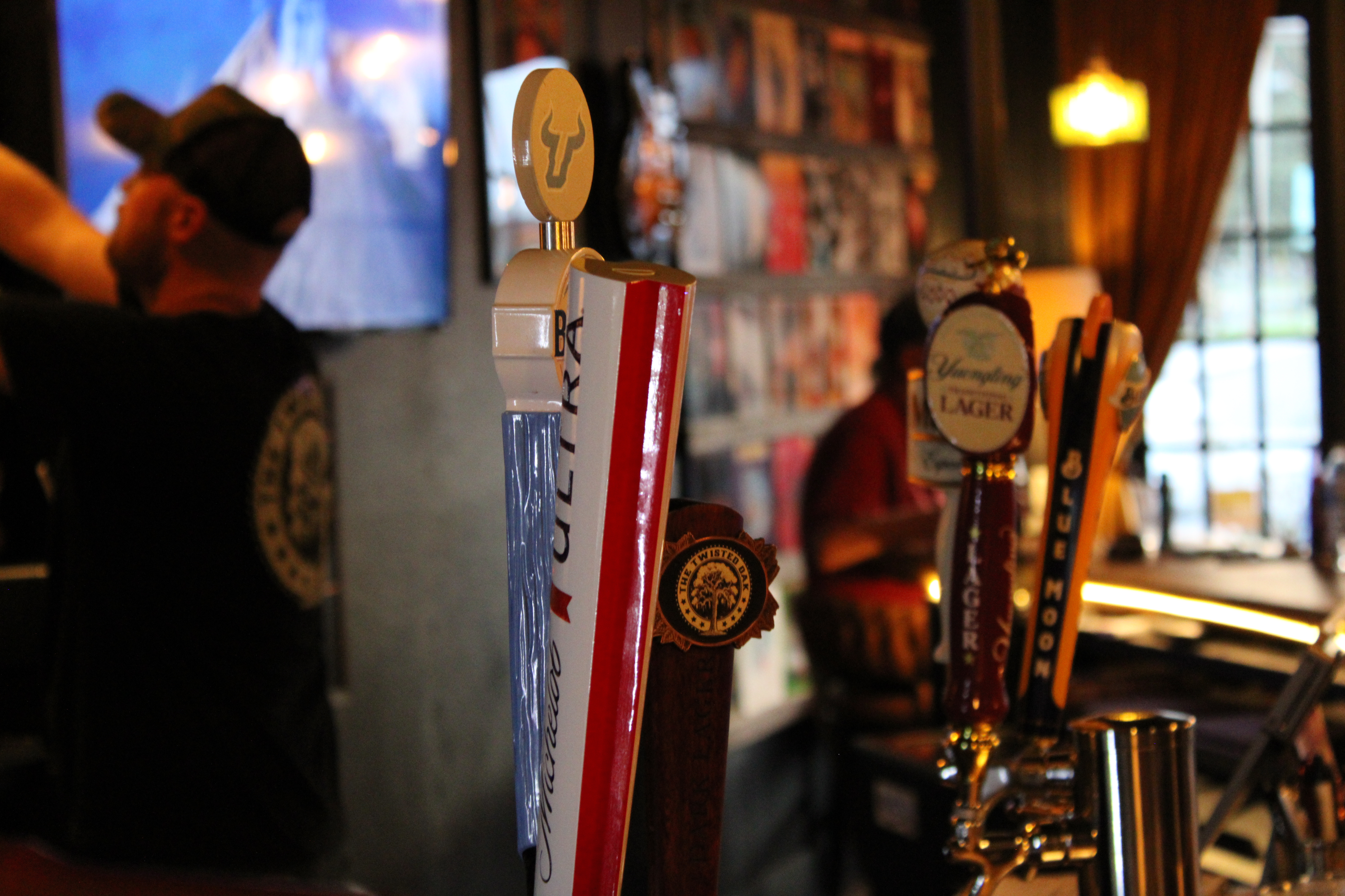 The Twisted Oak interior